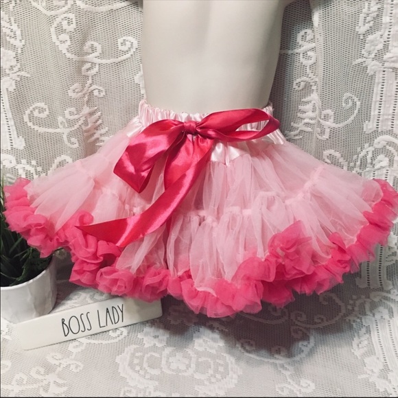 Gorgeous pink girls frilly elastic waist tutu - Picture 3 of 8